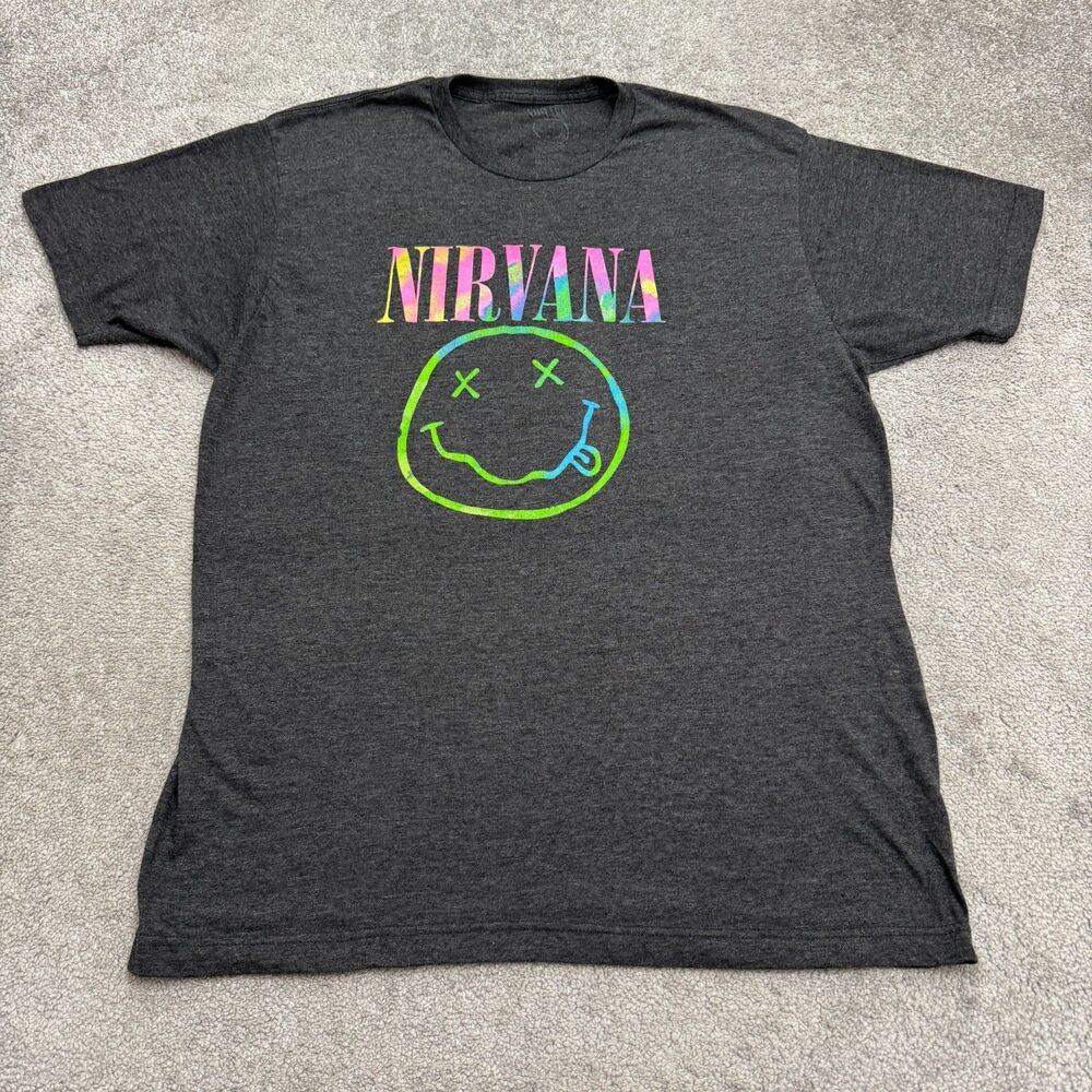 Nirvana Graphic T-Shirt Mens 2XL Gray Smiley Face Band Rock Short Sleeve Grunge
